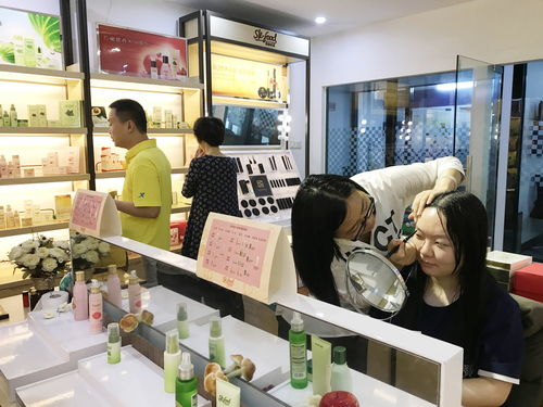 精准触达女性消费心理 肌肤食品化妆品代理品牌如何应对购买动因的转变与票务代理服务的启示